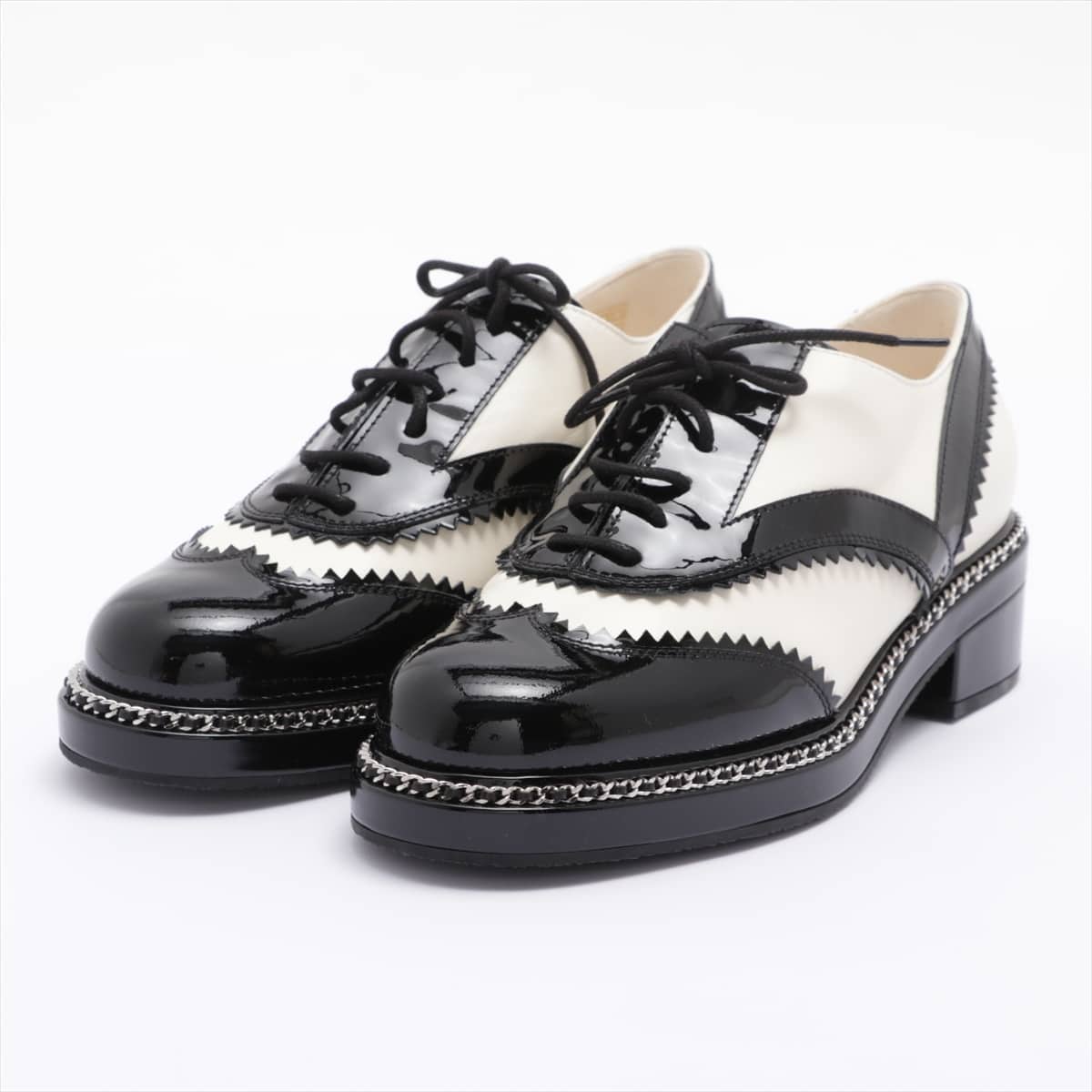 Chanel Leather & patent Dress shoes 38 Ladies' Black × White G35316 wingtip