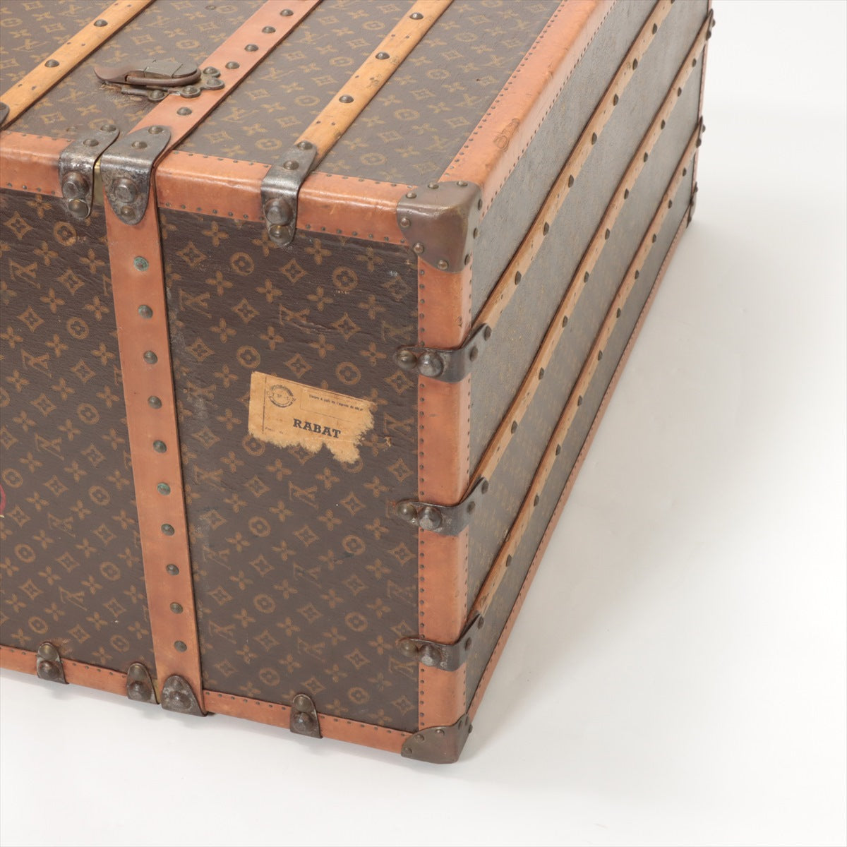 Louis Vuitton Monogram wardrobe trunk M12026 Personal Engraving
