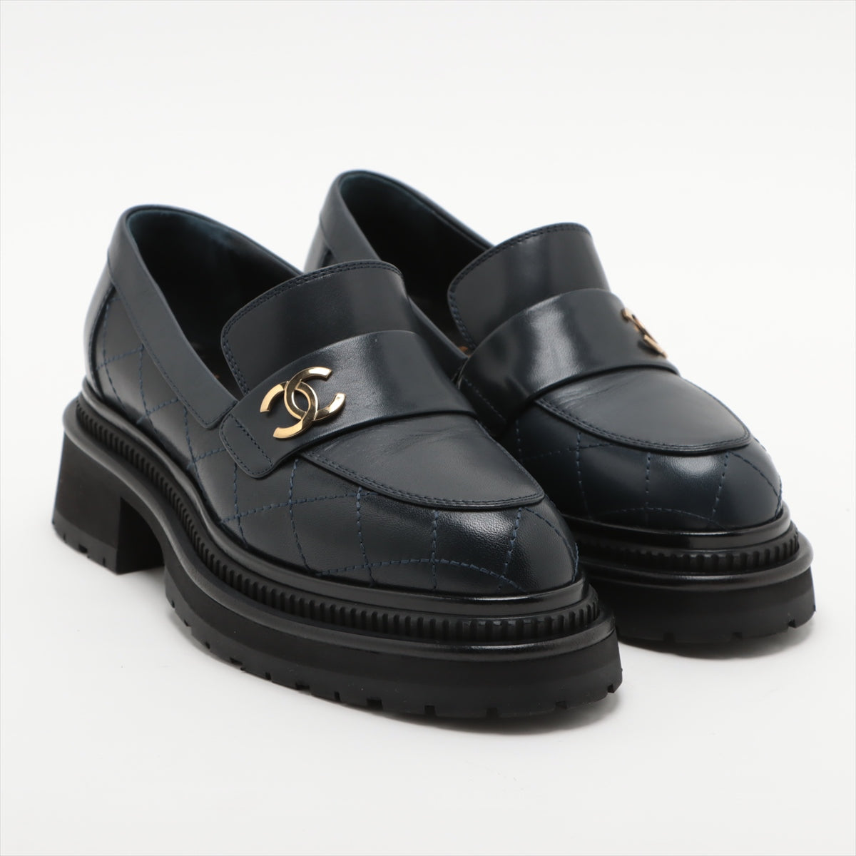 Chanel Coco Mark 23A Leather Loafer 35C Ladies' Navy blue G45074 Matelasse Thick bottom box There is a storage bag