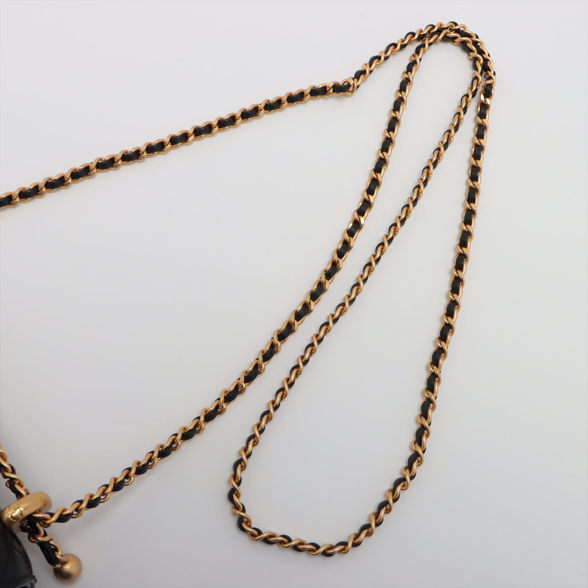 Chanel Matelasse Lambskin Chain shoulder bag Black Gold Metal fittings AS2615
