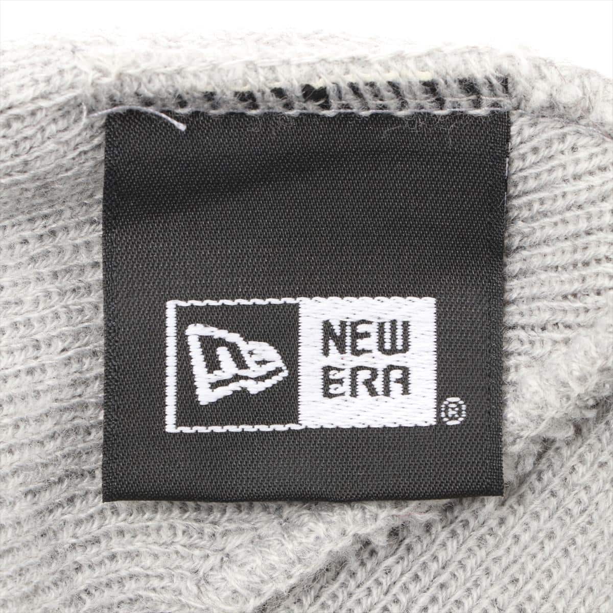 Supreme × New Era Knit hat Acrylic Grey