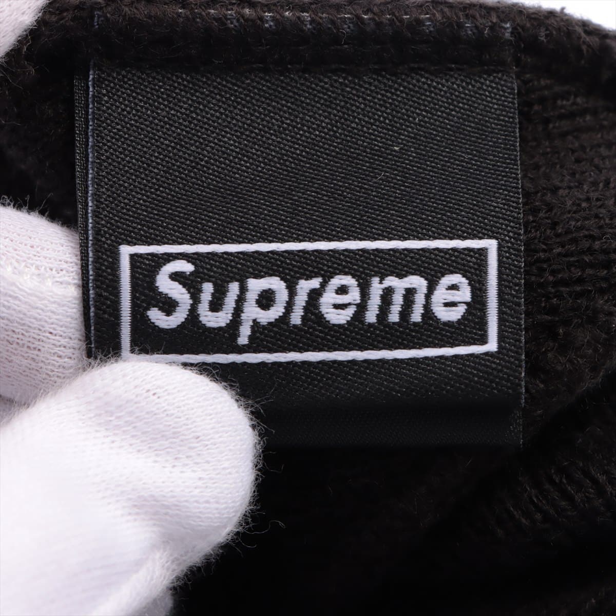 Supreme × New Era Knit cap Acrylic Black