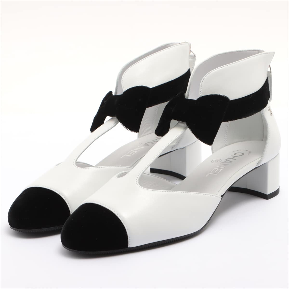 Chanel Coco Mark Leather Sandals 38 1/2 Ladies' White G35243 Bow Motif