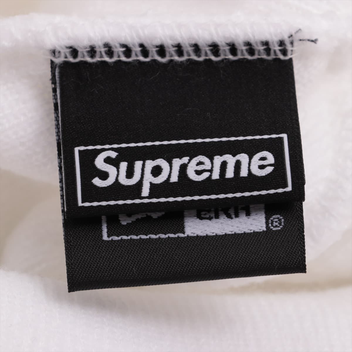 Supreme x Swarovski Knit cap Acrylic White New Era