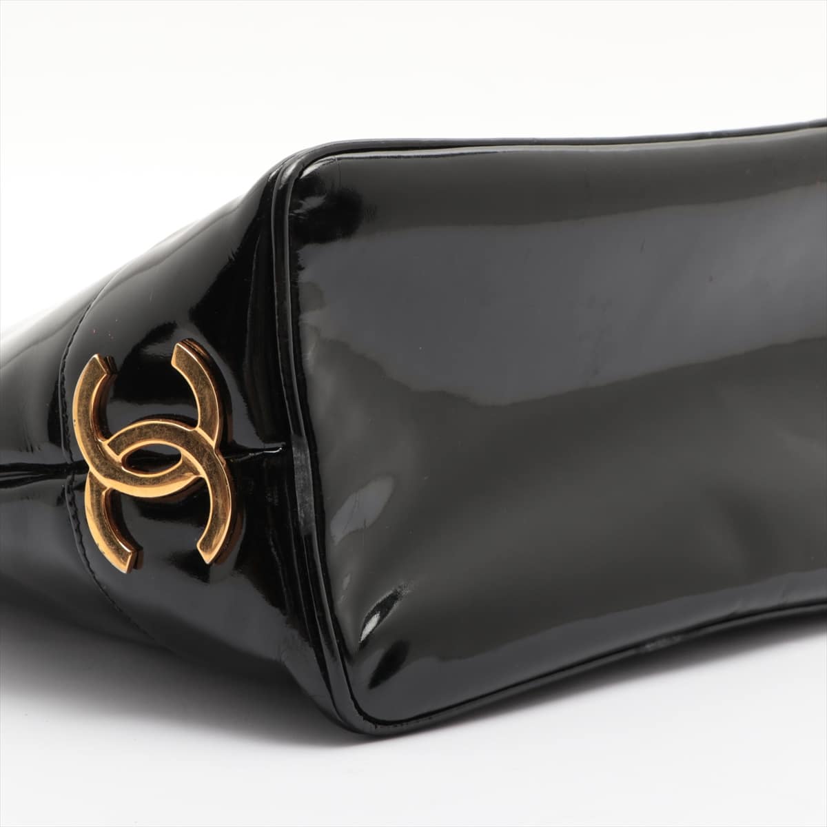 Chanel Triple Coco Patent leather Shoulder bag Black Gold Metal fittings 2XXXXXX
