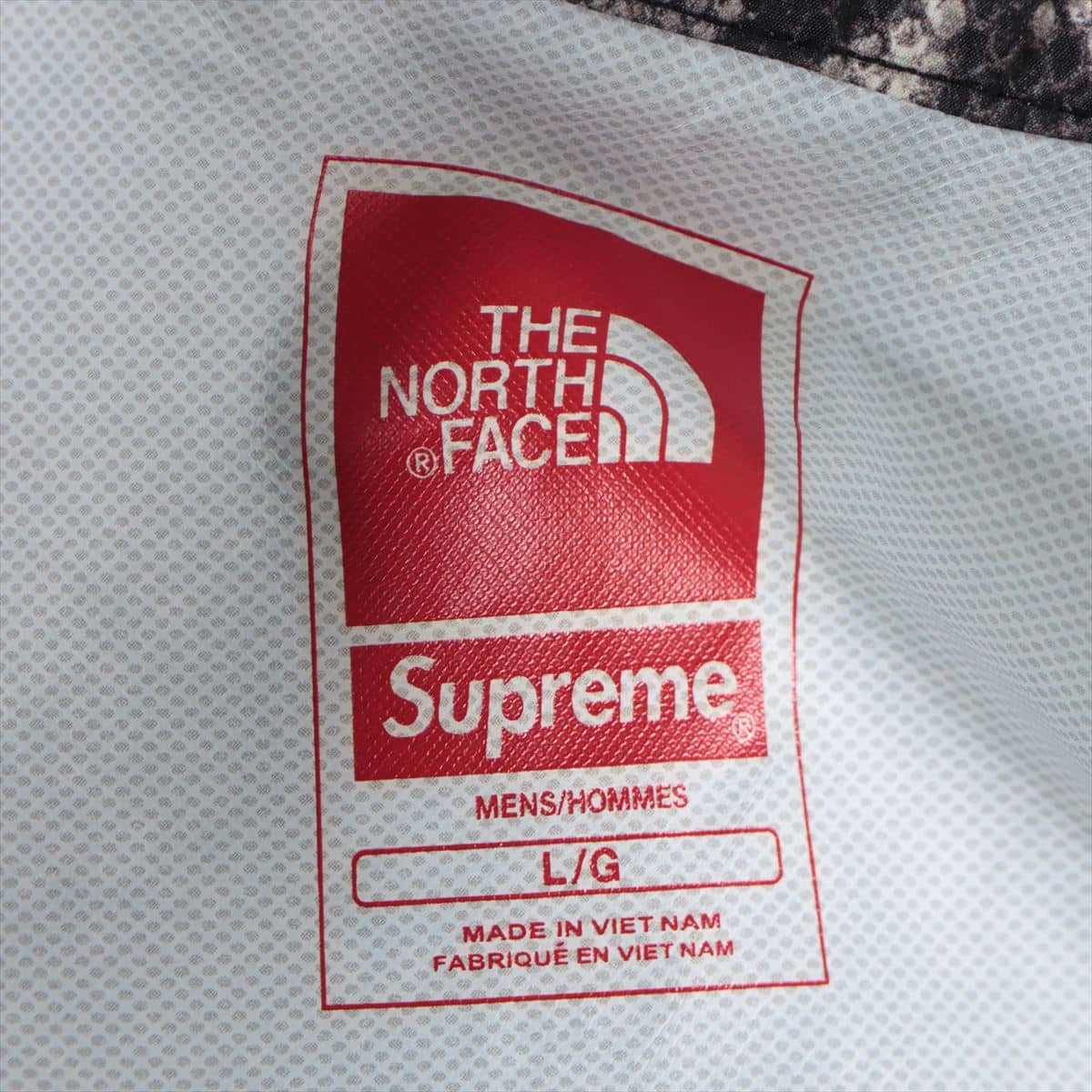 SUPREME × THE NORTH FACE 18SS Nylon Coach jacket L Men's Grey  SNAKE COACHES JACKET NP118031