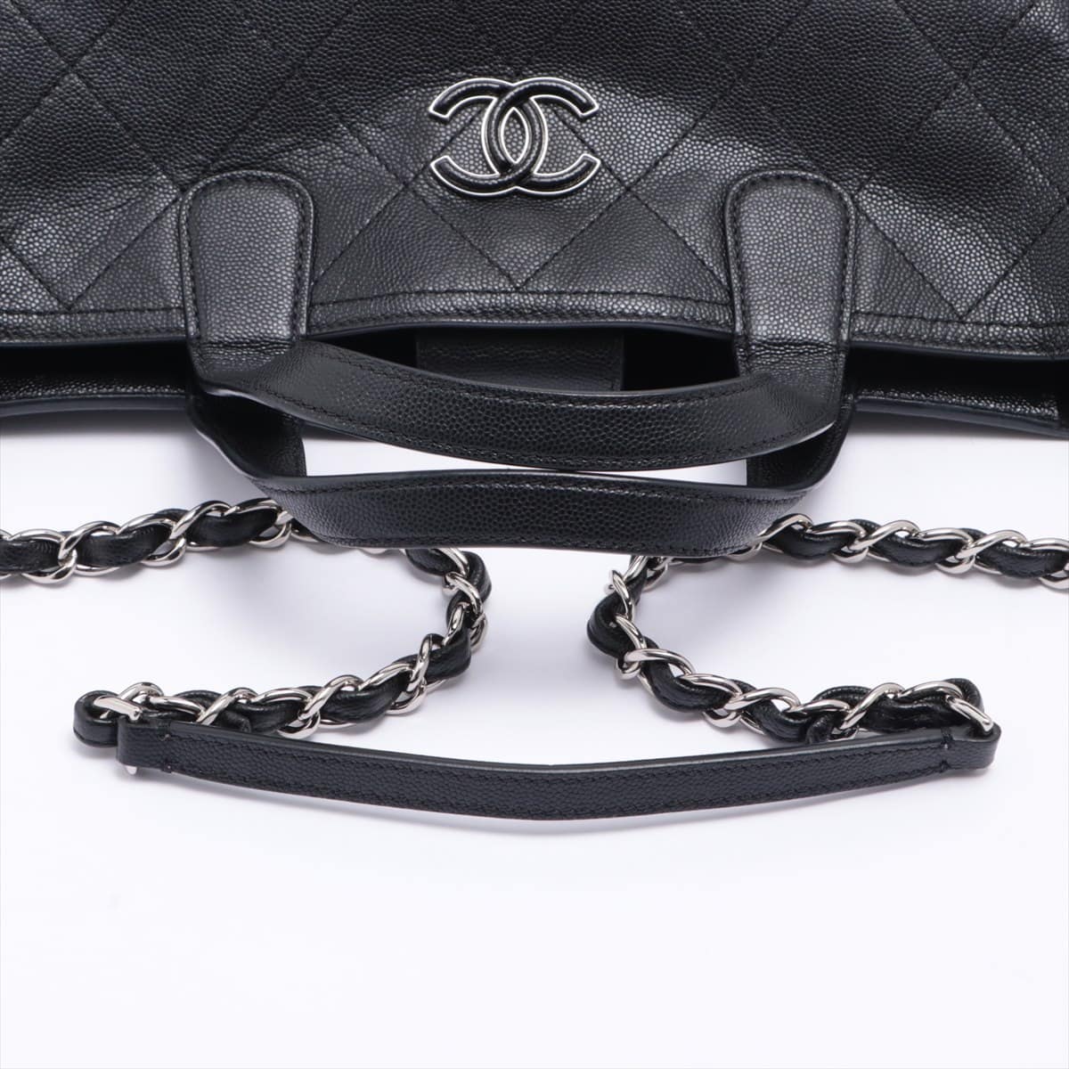 Chanel Matelasse Caviarskin 2way handbag Black Silver Metal fittings 26XXXXXX