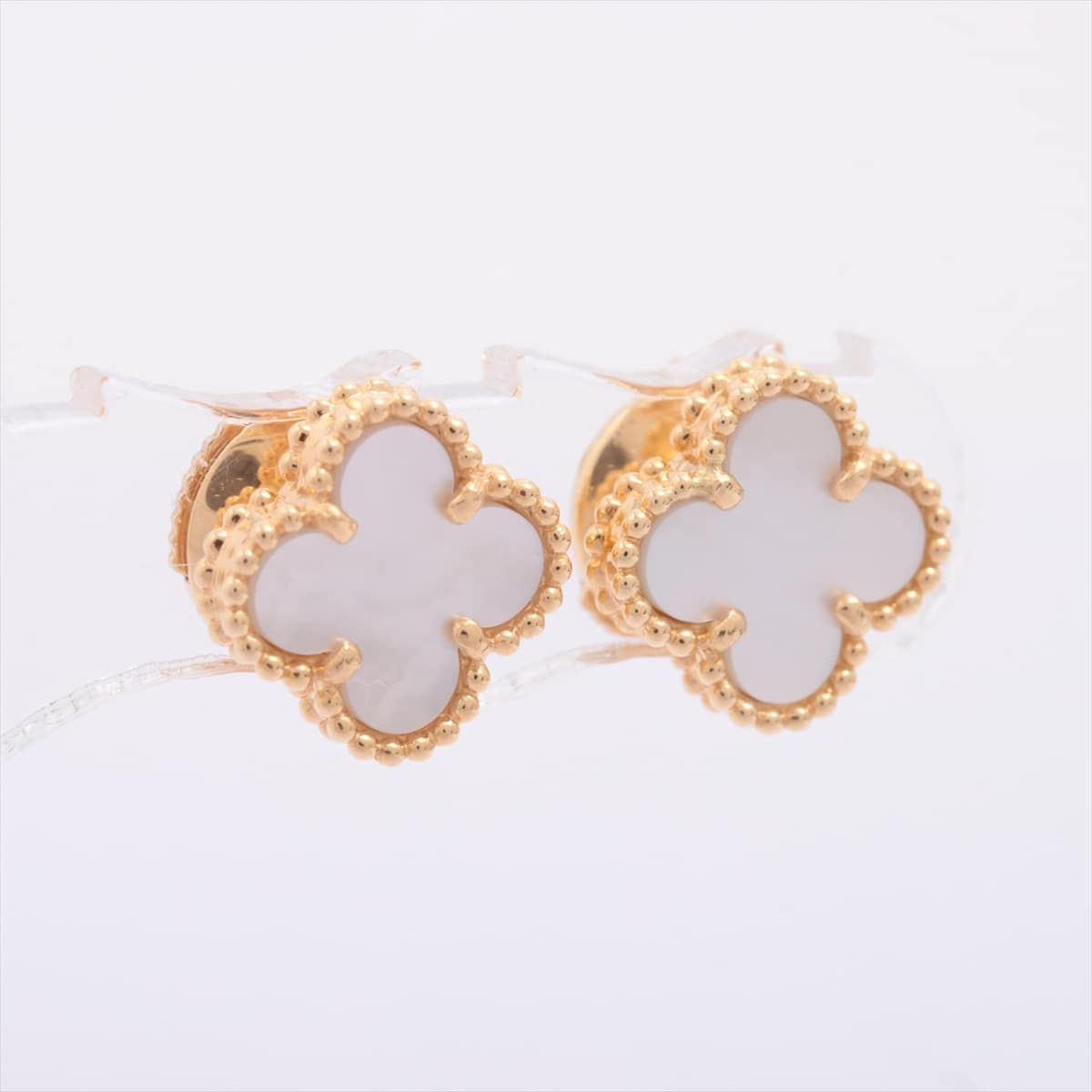 Van Cleef & Arpels Sweet Alhambra shells Piercing jewelry 750(YG) 2.6g