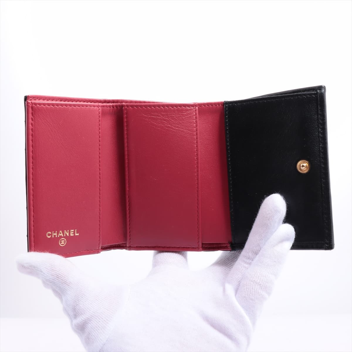Chanel CHANEL 19 Lambskin Compact Wallet Black Gold Metal fittings 30