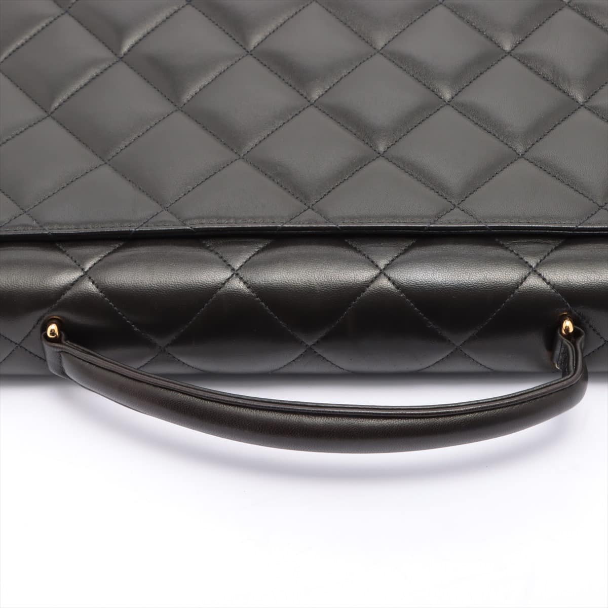 Chanel Matelasse Lambskin Business bag Black Gold Metal fittings 5XXXXXX