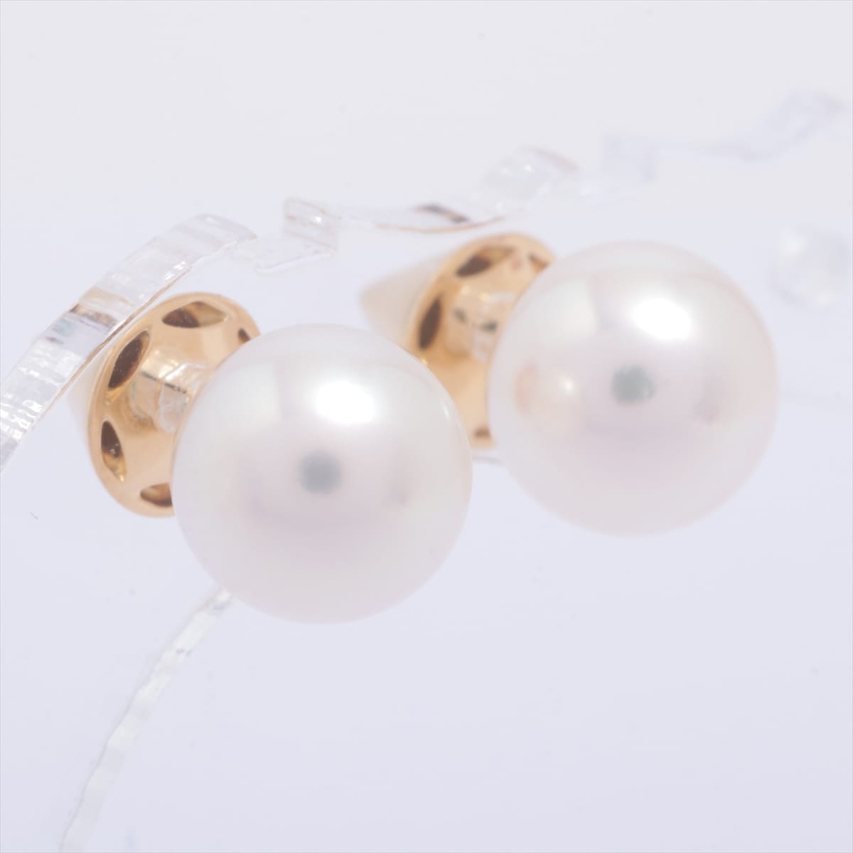 TASAKI Refined Rebellion Pearl Piercing jewelry 750(YG) 2.5g about 7.5mm