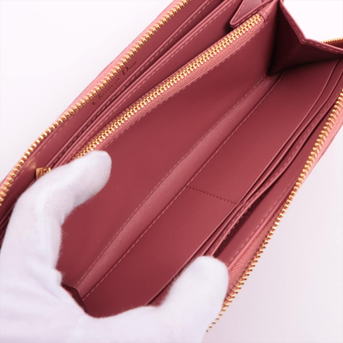 DIOR Lady Dior Leather Round-Zip-Wallet Pink