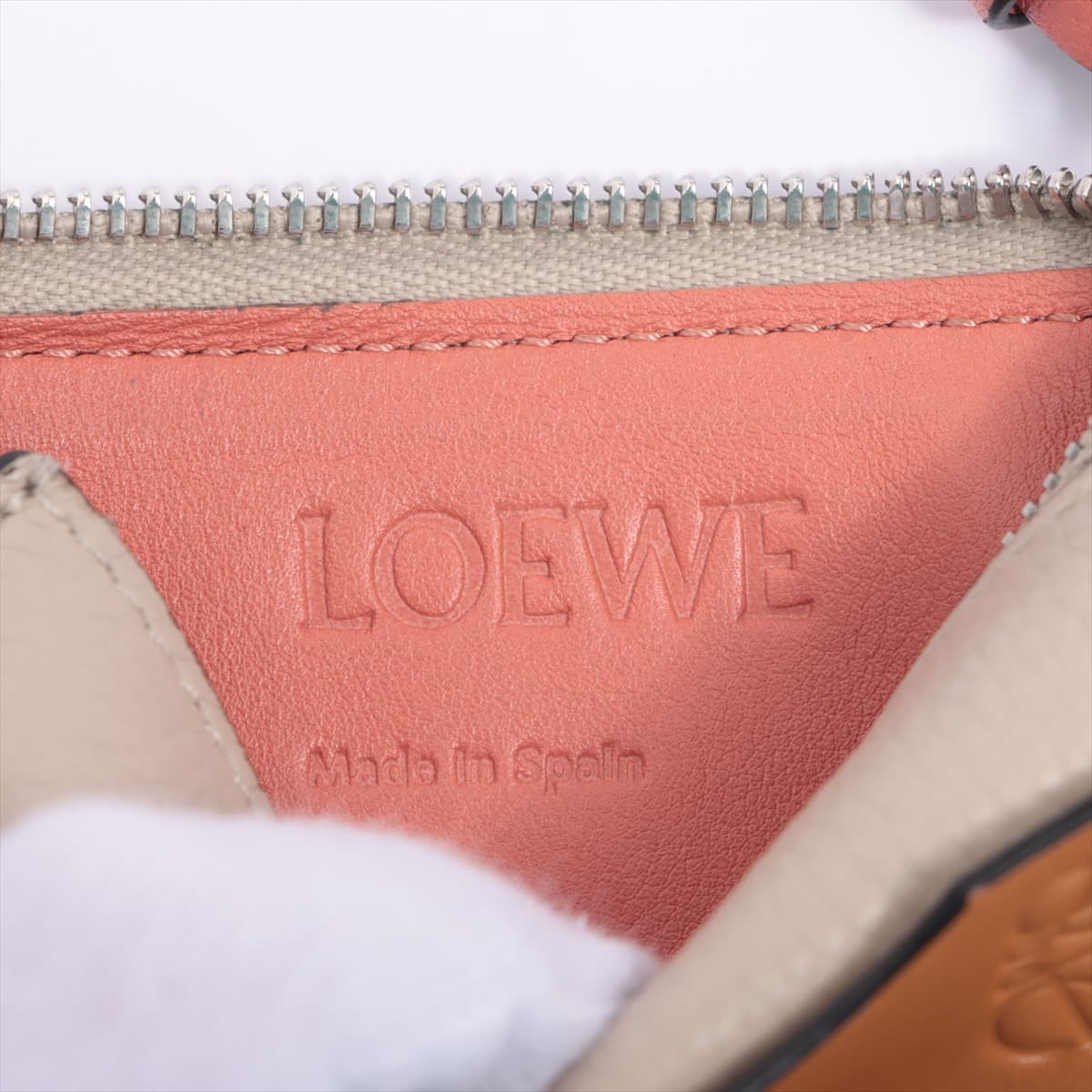 Loewe Anagram Leather Coin case Ivory x brown