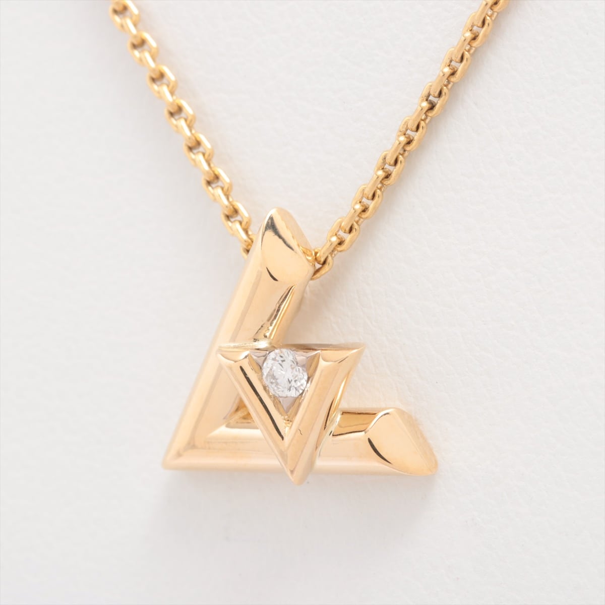 Louis Vuitton Pandantif LV Vault Wang PM diamond Necklace 750(YG) 5.9g