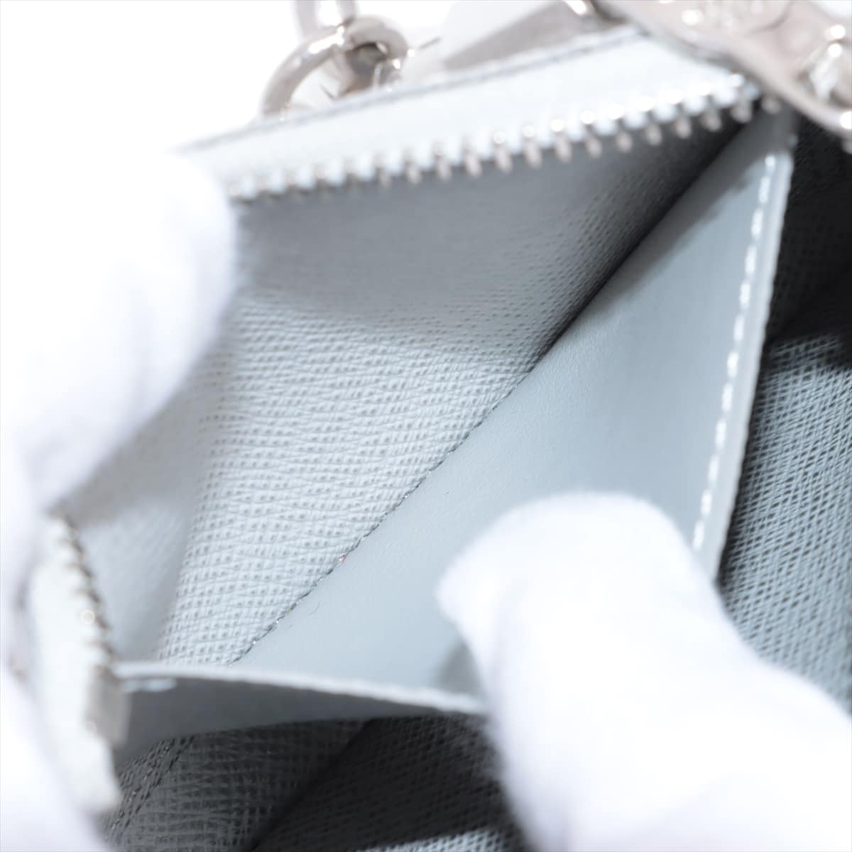 Louis Vuitton White monogram Zipped pouch M67809