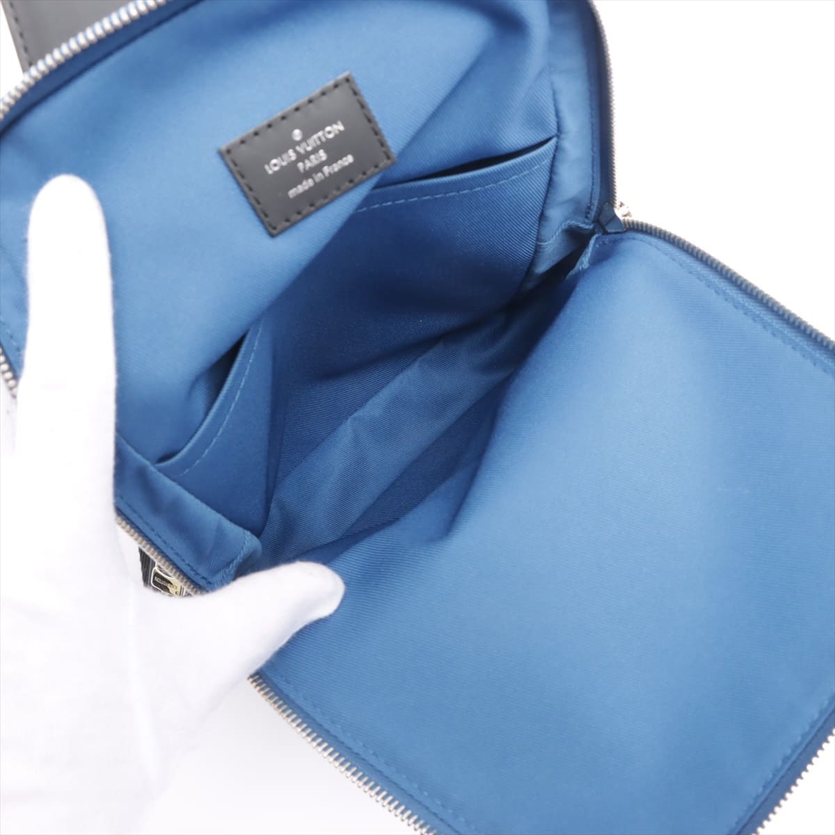 Louis Vuitton Damier Graphite Avenue Sling Bag N40008