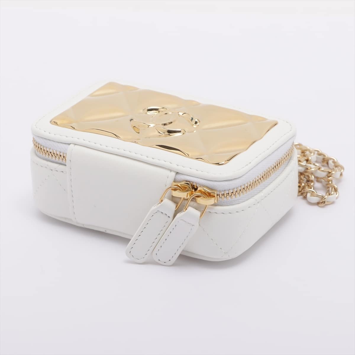 Chanel Matelasse Lambskin Chain shoulder bag Card case White Gold Metal fittings 31st