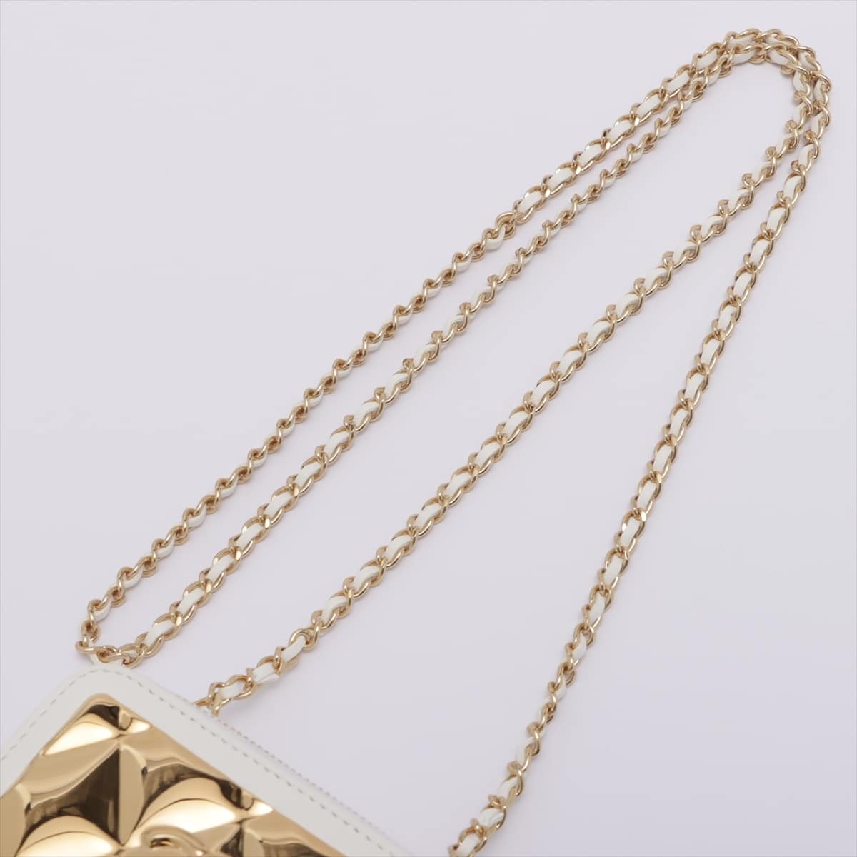 Chanel Matelasse Lambskin Chain shoulder bag Card case White Gold Metal fittings 31st