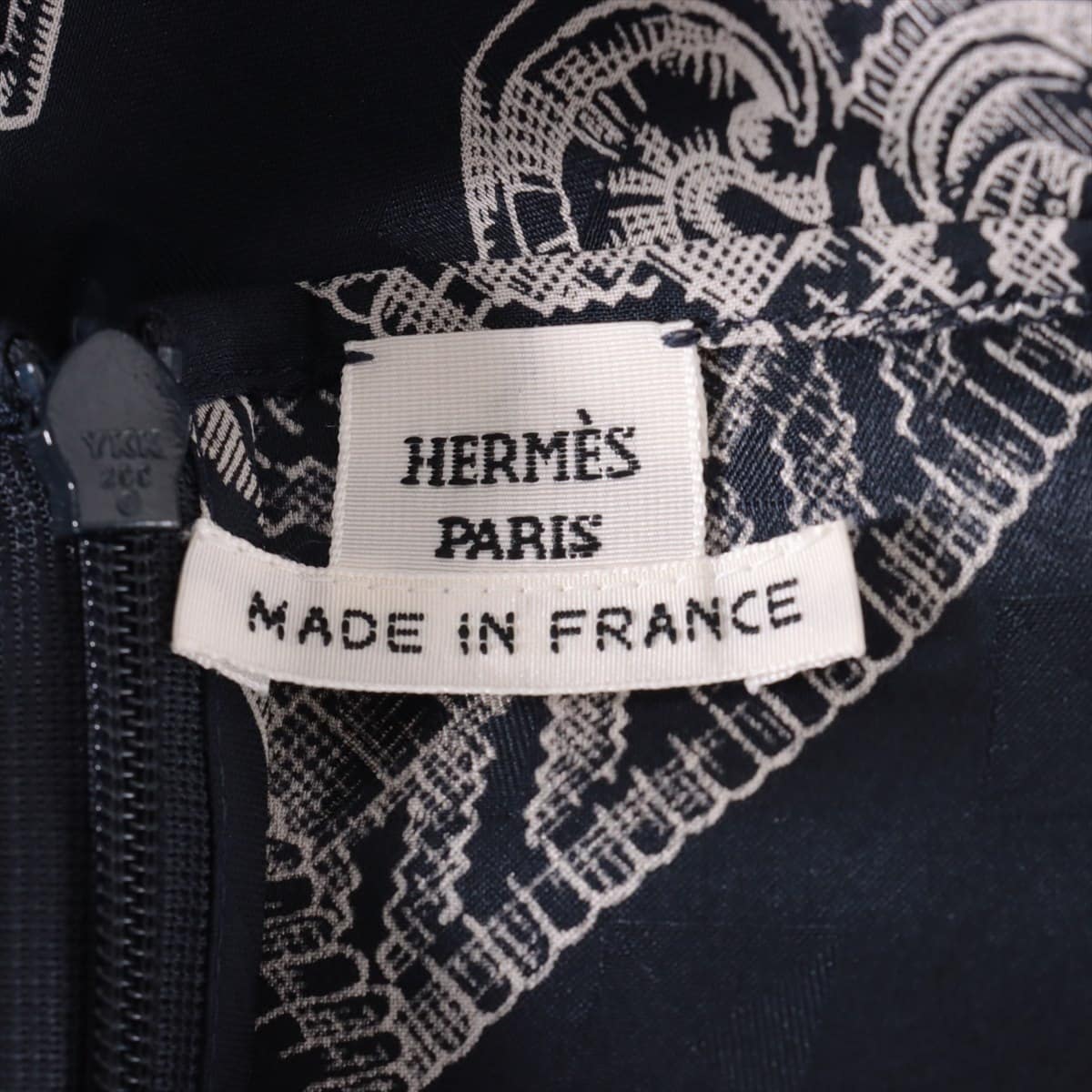 Hermès Silk Setup 34 Ladies' Navy blue  Serie button
