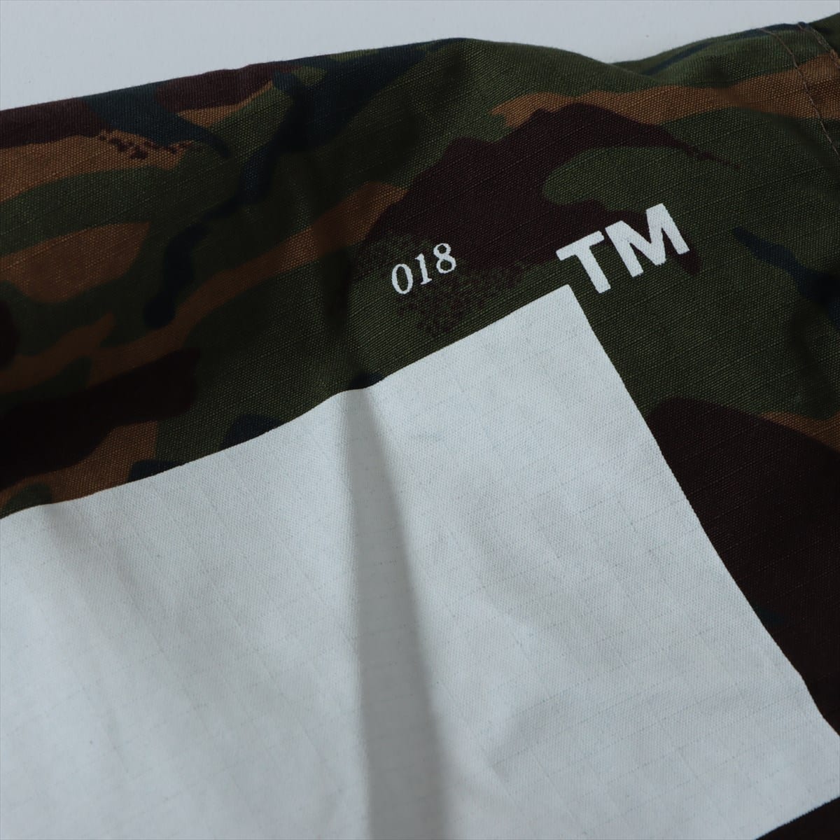 Off-White 18SS Cotton & nylon Jacket S Men's Camouflage  OMEL001S18734012 DIAG ARROWS