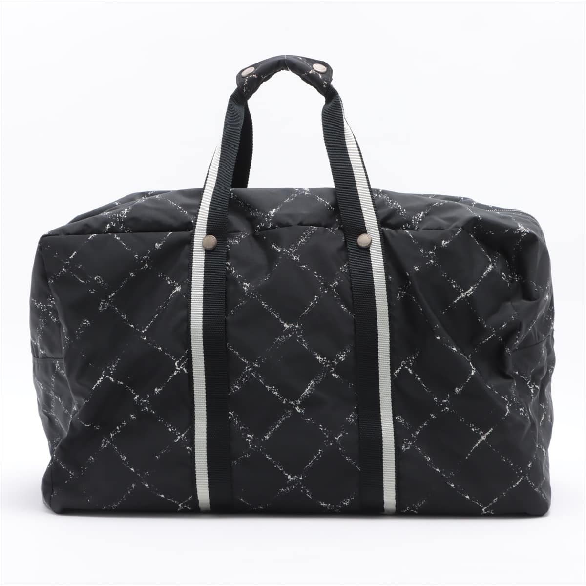 Chanel Old Travel Line Nylon Boston bag Black × White Silver Metal fittings 5XXXXXX The zipper is slightly stiff