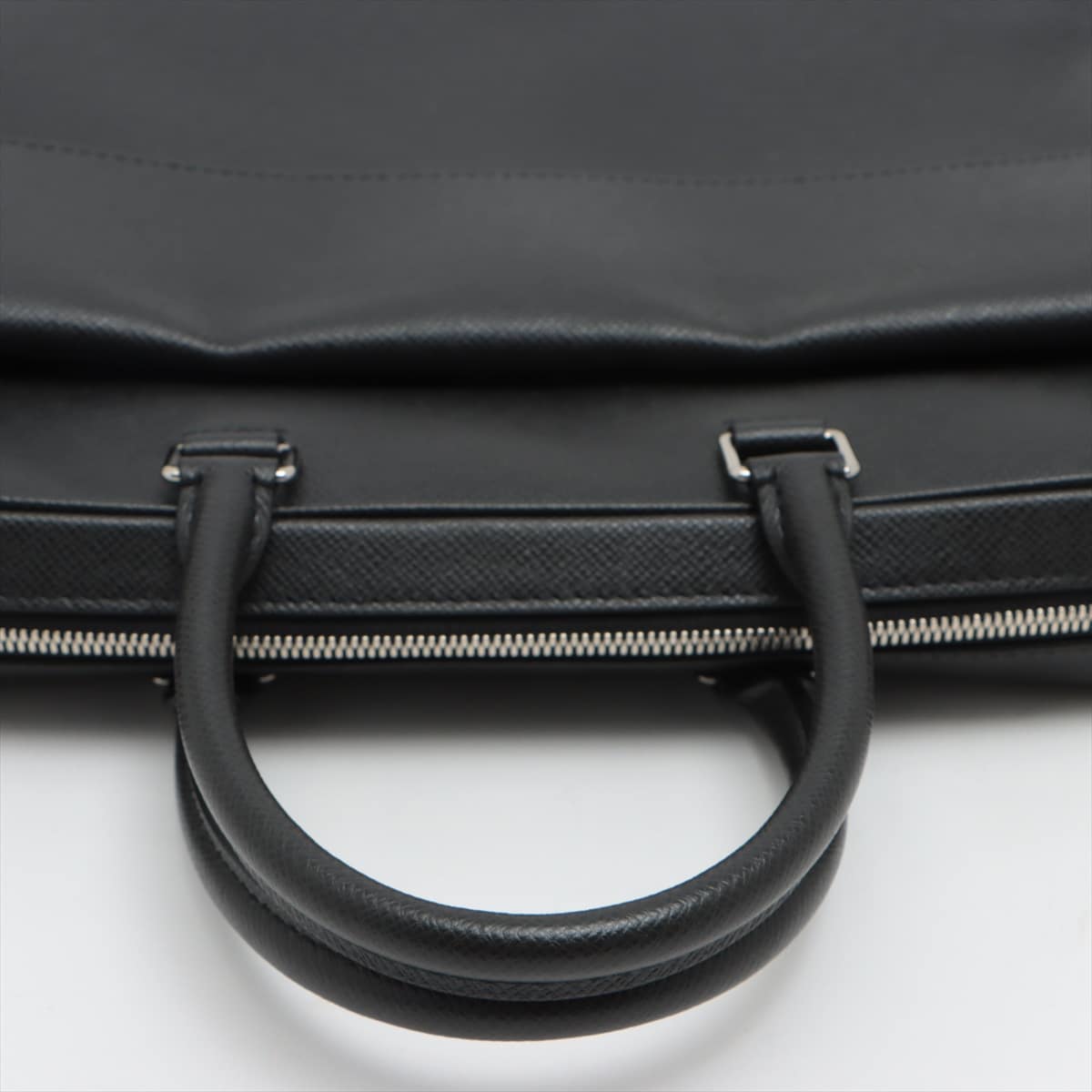 Louis Vuitton Taiga Alex Briefcase M30440