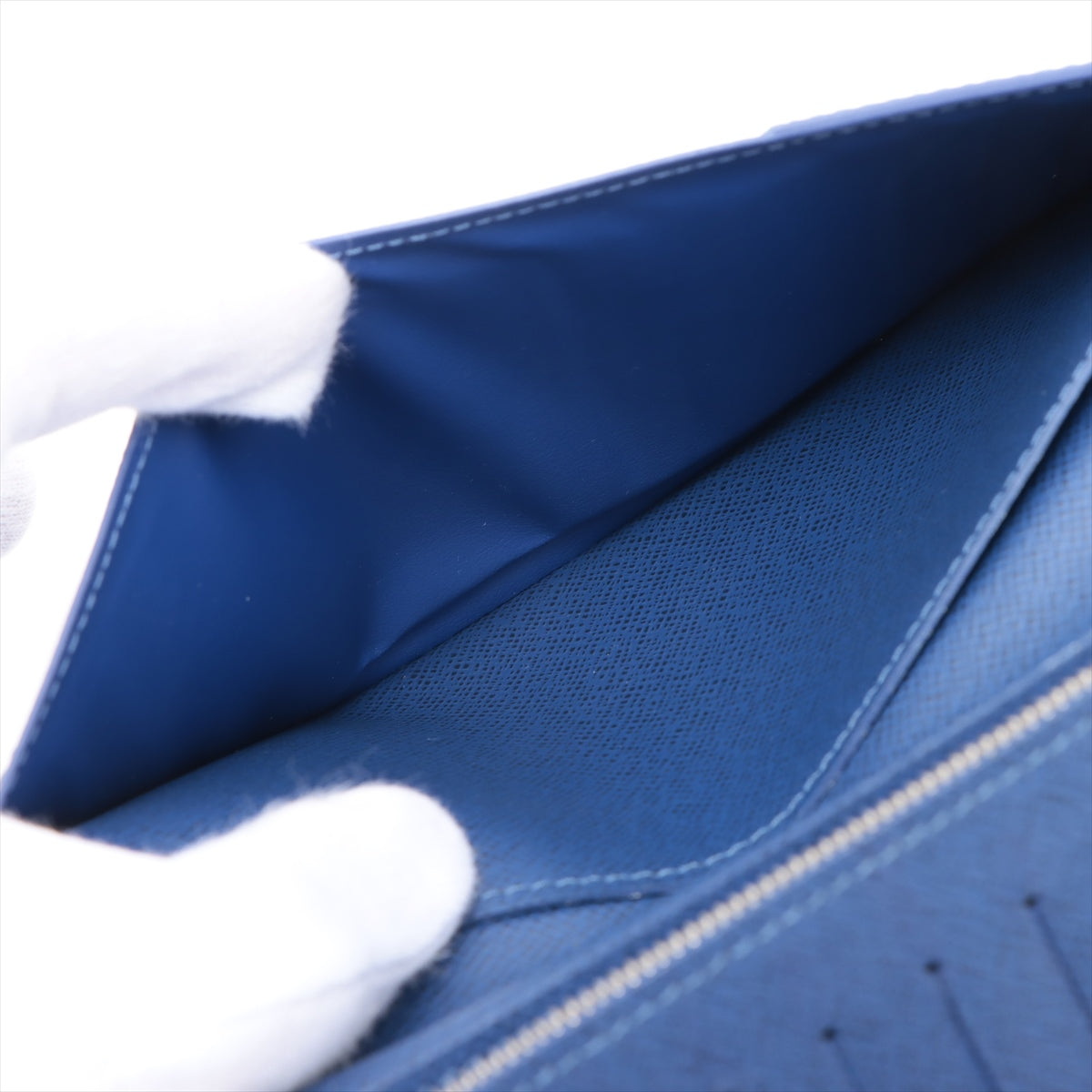 Louis Vuitton Taiga Lama Portefeuille Brazza M30297 Blue Wallet