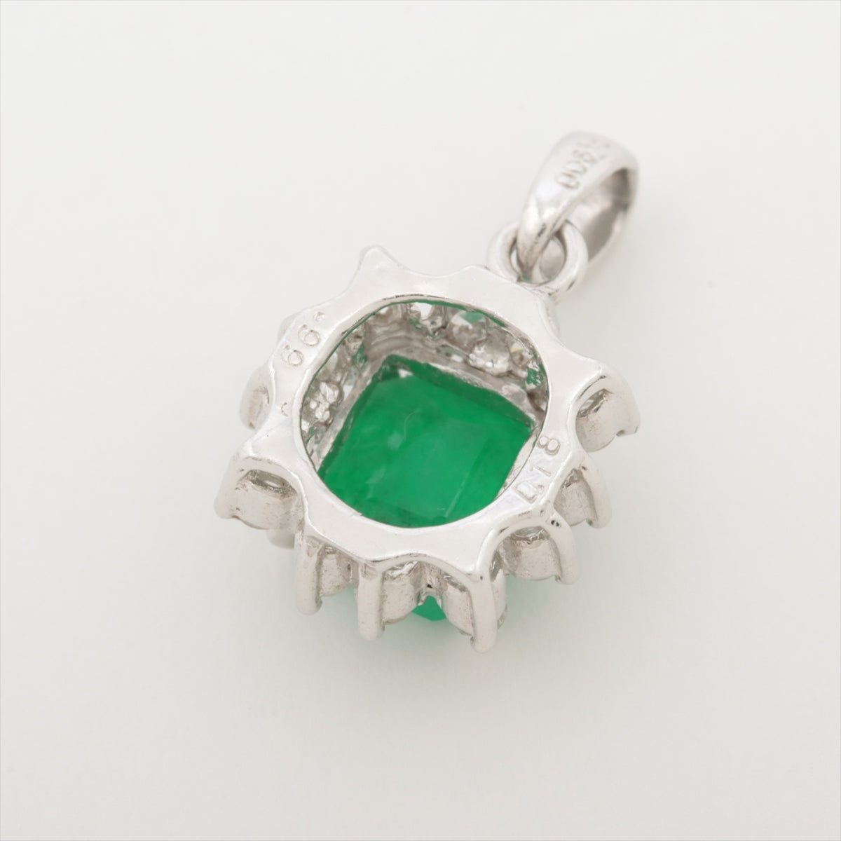 Emerald Diamond Necklace top Pt900 2.1g .99 D.18