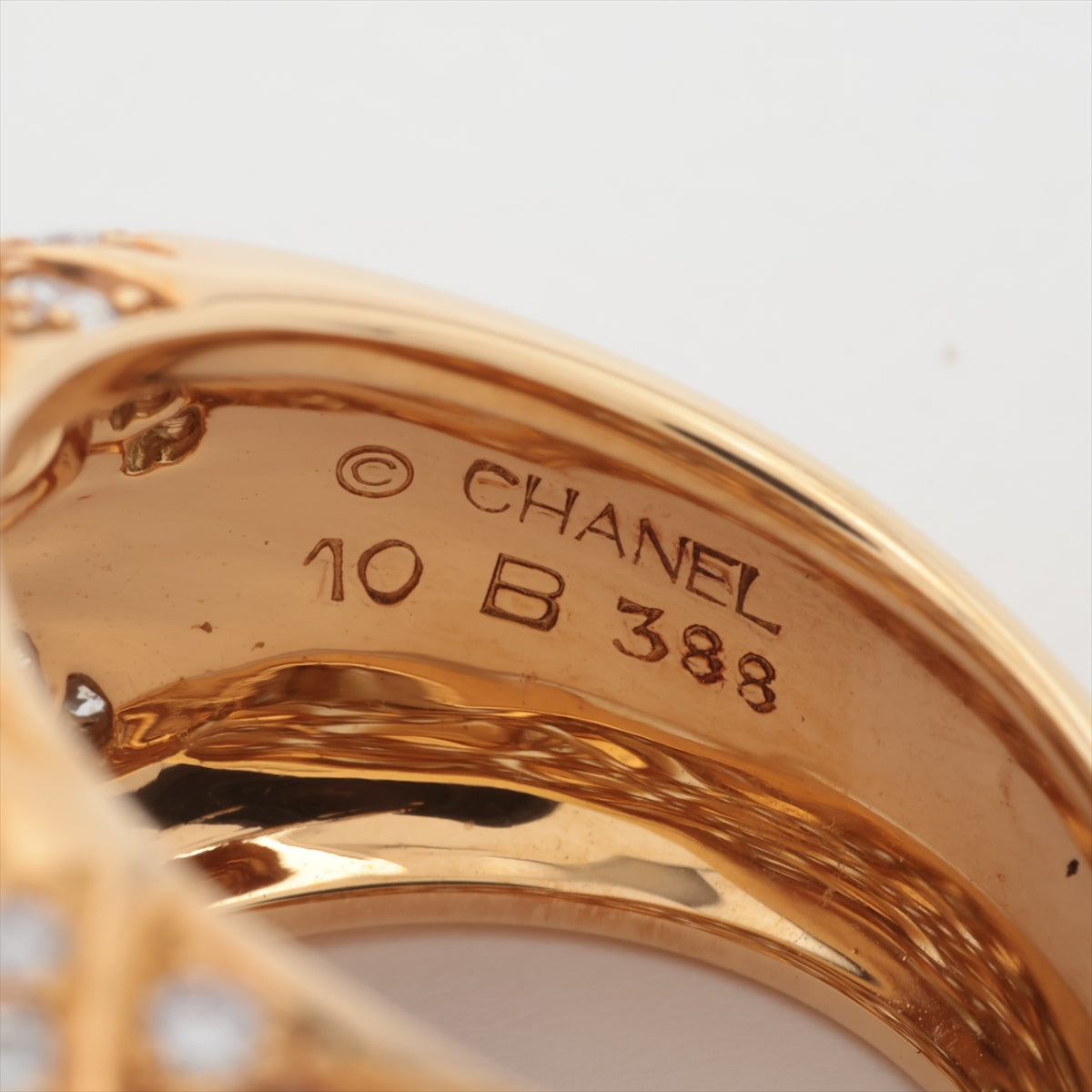 Chanel Pearl diamond Ring Unknown gold (Hallmark) 16.5g