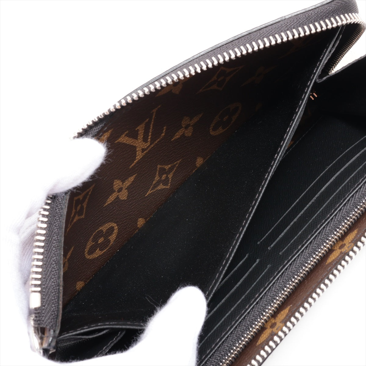 Louis Vuitton Monogram Macassar Zippy Dragonne M69407 Black × Brown Zip Round Wallet RFID There is a reaction