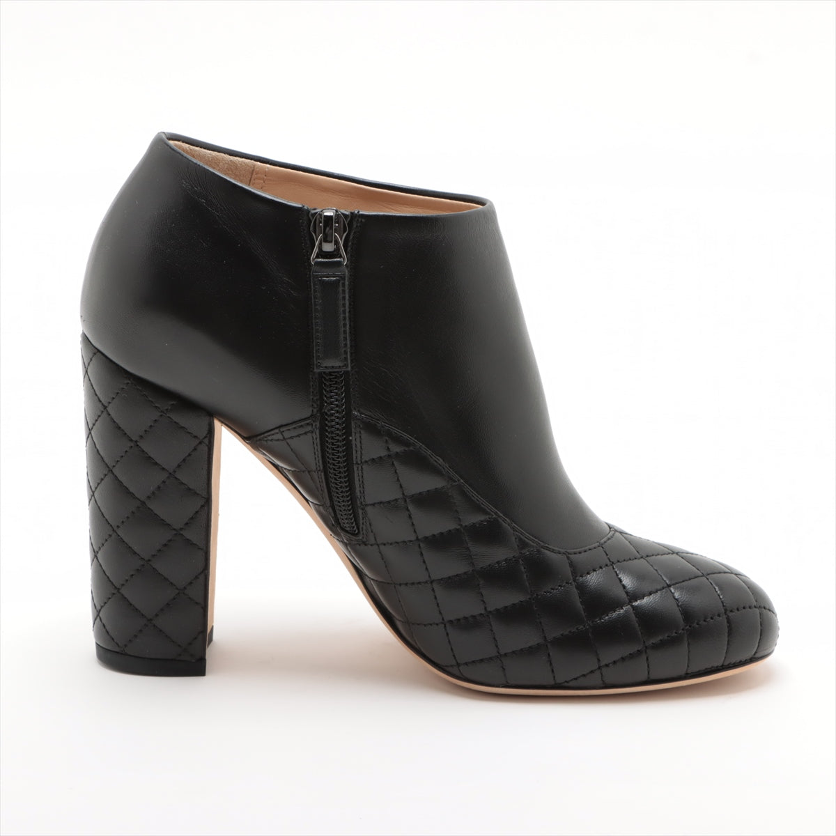 Chanel Coco Mark Leather Short Boots 39C Ladies' Black G31626 Matelasse Side zip There is a box