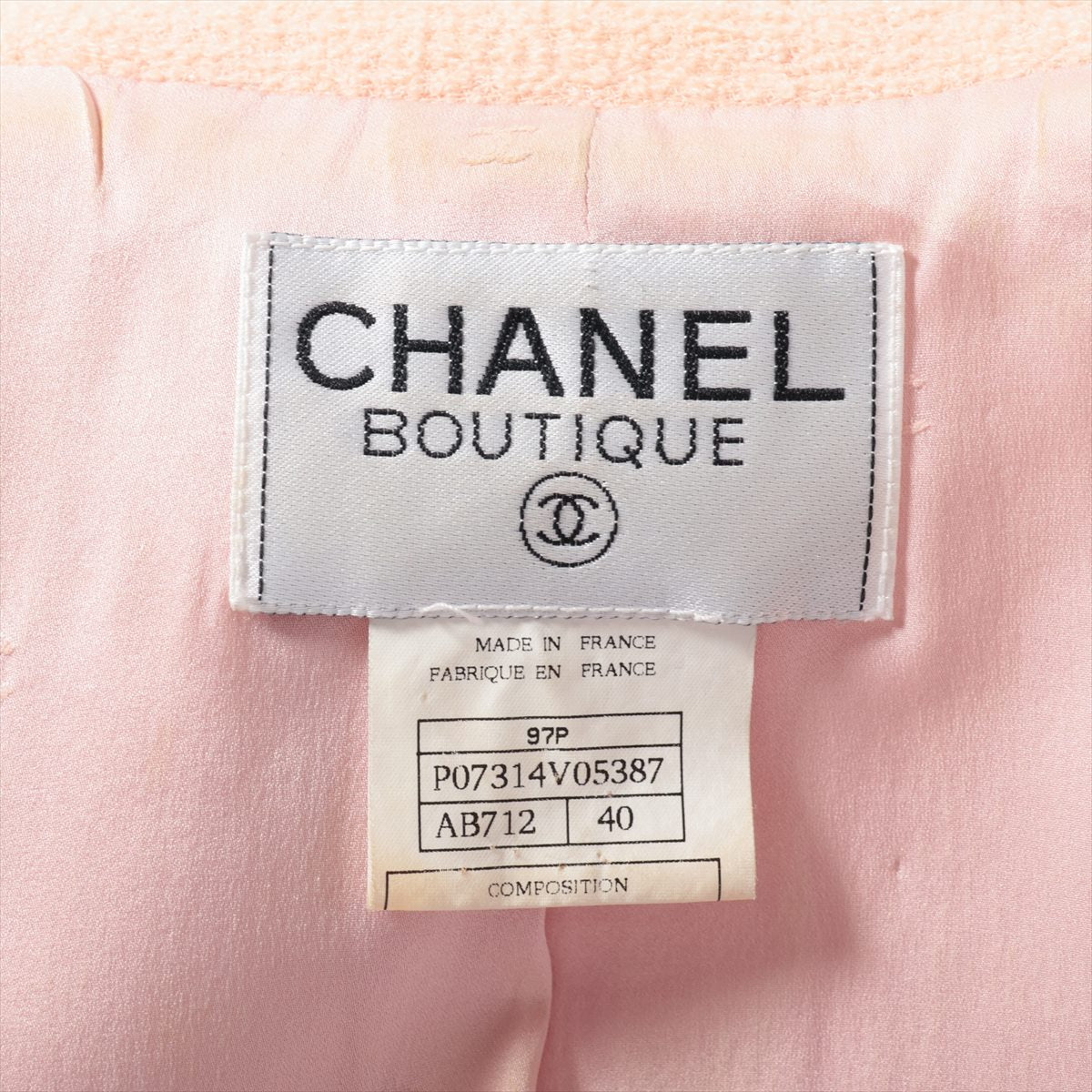 Chanel Coco Button 97P Wool & Nylon Tailored Jacket 40 Ladies' Pink  Tweed P07314V05387