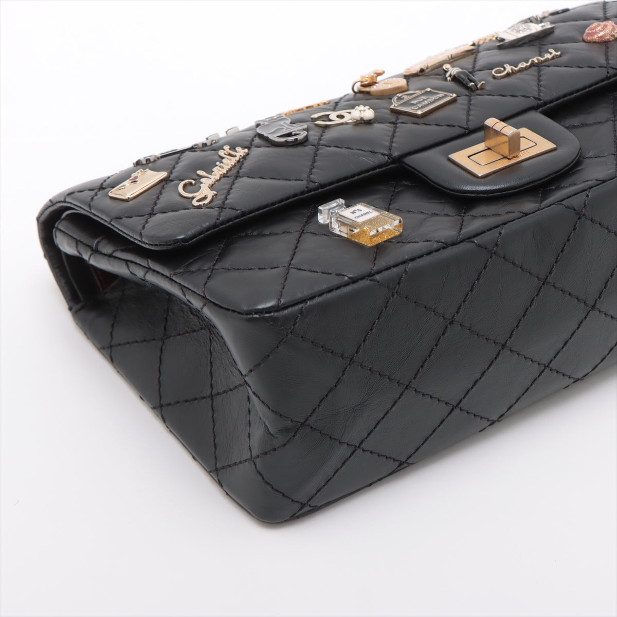 Chanel Matelasse 2.55 Vintage calf Double Flap Double Chain Bag Icon Black Gold Metal Fittings 25XXXXXX A37586