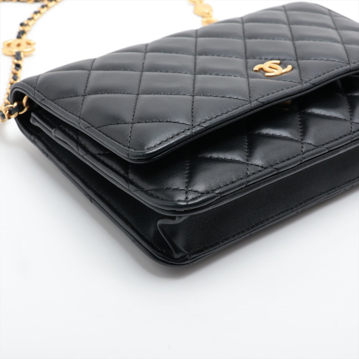 Chanel Matelasse Lambskin Chain Wallet hearts Black Gold Metal Fittings