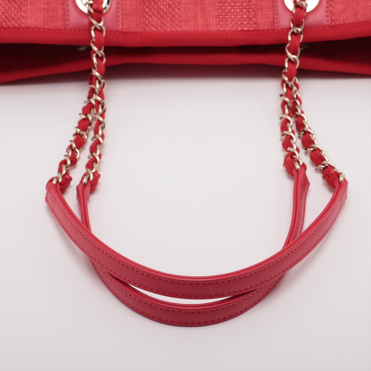 Chanel Deauville MM Straw Chain Tote Bag Red Gold Metal Fittings 29th