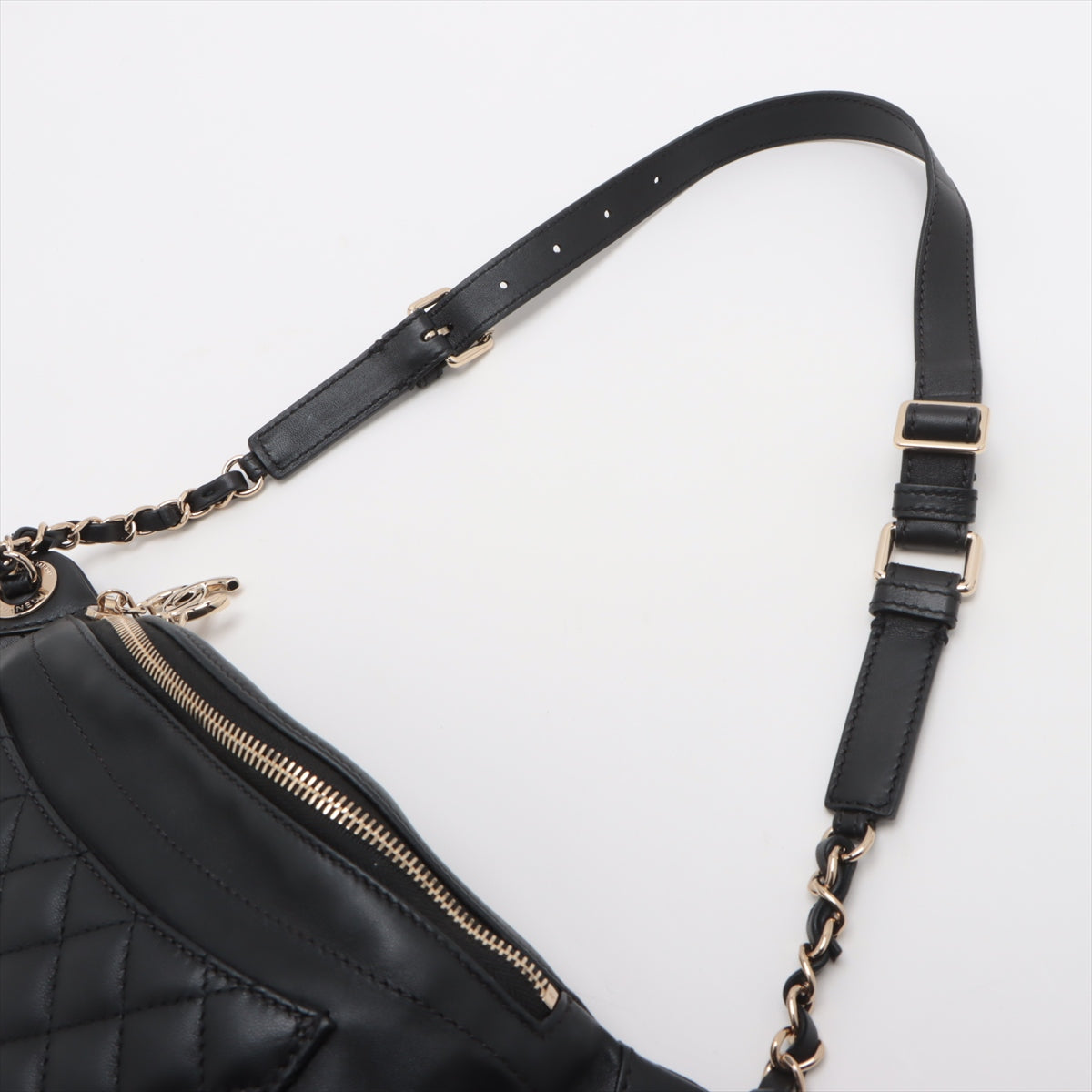 Chanel Matelasse Lambskin Sling backpack Black Gold Metal Fittings 28th