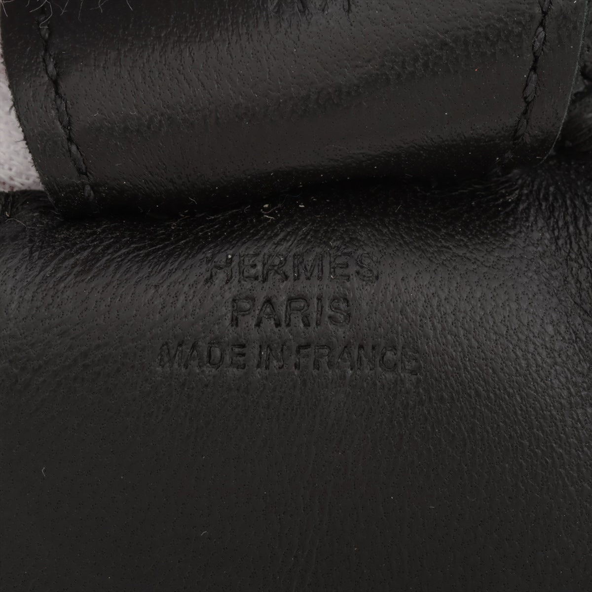Hermès Rodeo Charm MM A stamp: 2017 Charm Agneau Milo So Black