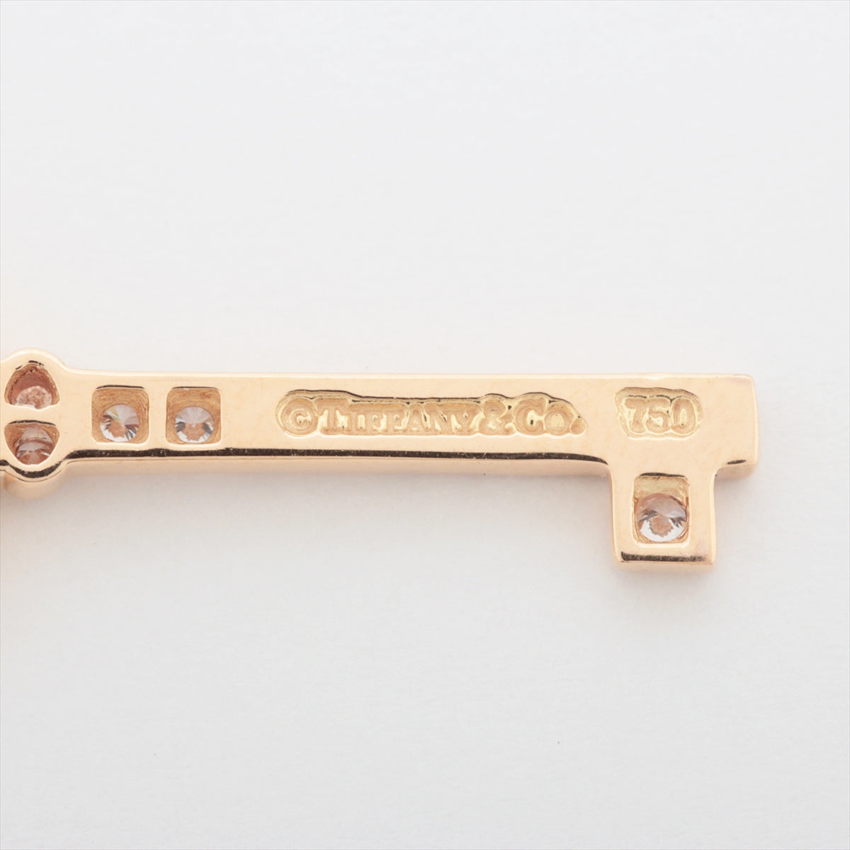 Tiffany Mini Vintage Oval Key Diamond Necklace top 750(PG) 1.2g