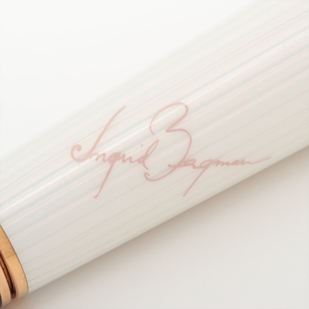 Montblanc Ingrid Ballpoint pen GP x resin Scratched Wears Losing luster Ingrid Bergman