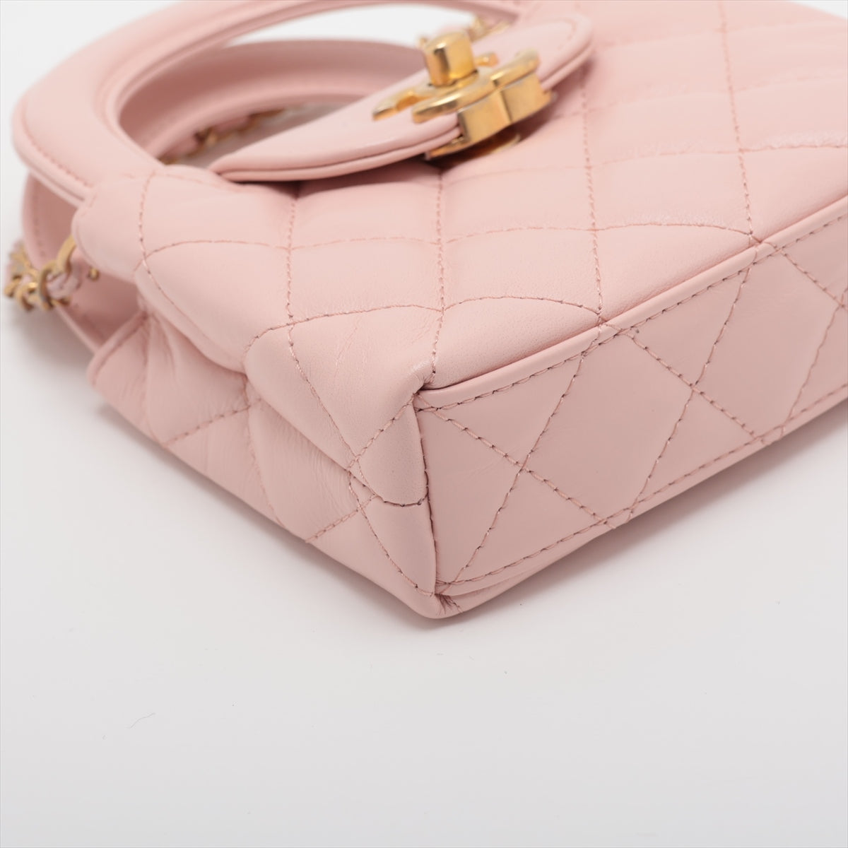 Chanel Matelasse Lambskin Chain shoulder bag Pink Gold Metal fittings AP3435