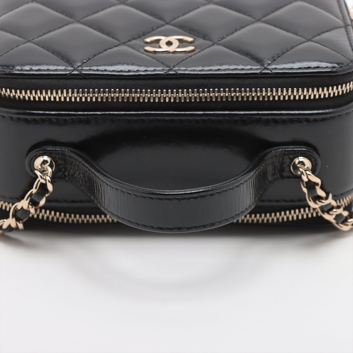 Chanel Matelasse Leather Chain Shoulder Bag Vanity Black Gold Metal Fittings AP2920