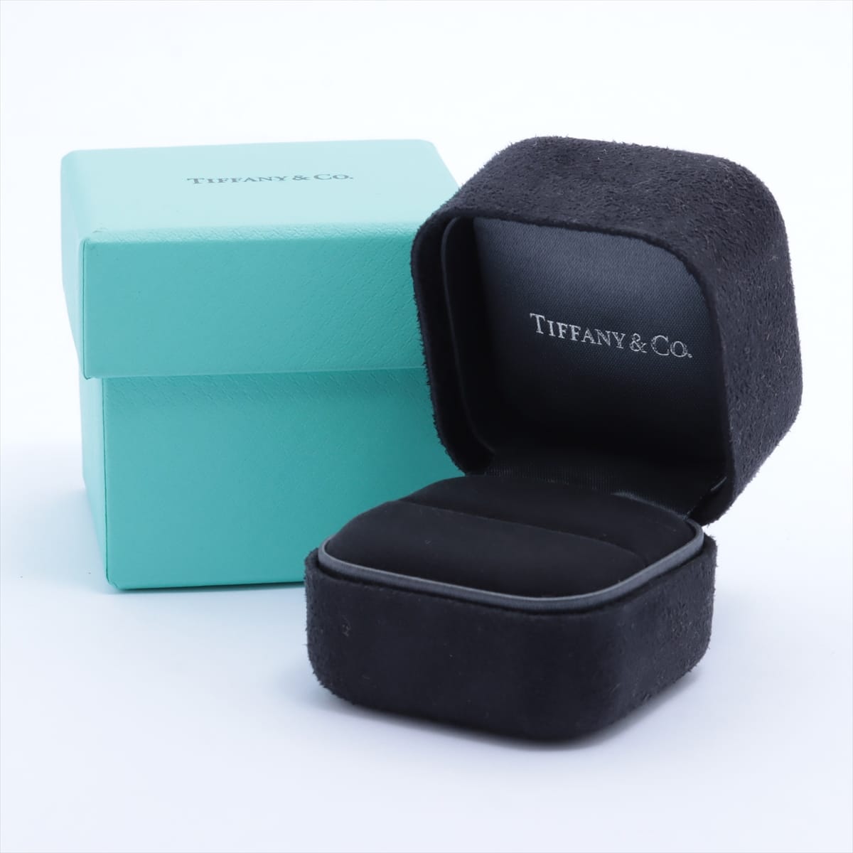 Tiffany T Wire Full circle diamond rings 750 WG 1.4g