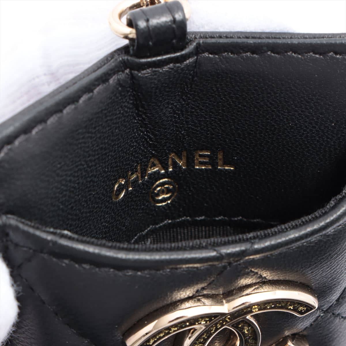 Chanel Matelasse Lambskin Card case Black Gold Metal fittings 30