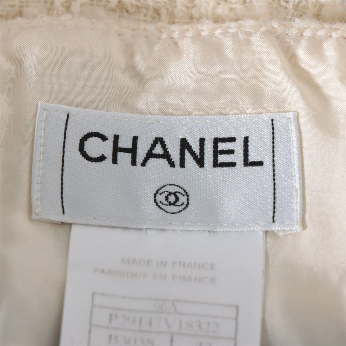 Chanel Coco Mark 06A Tweed Skirt 42 Ladies' Ivory  Gripore button