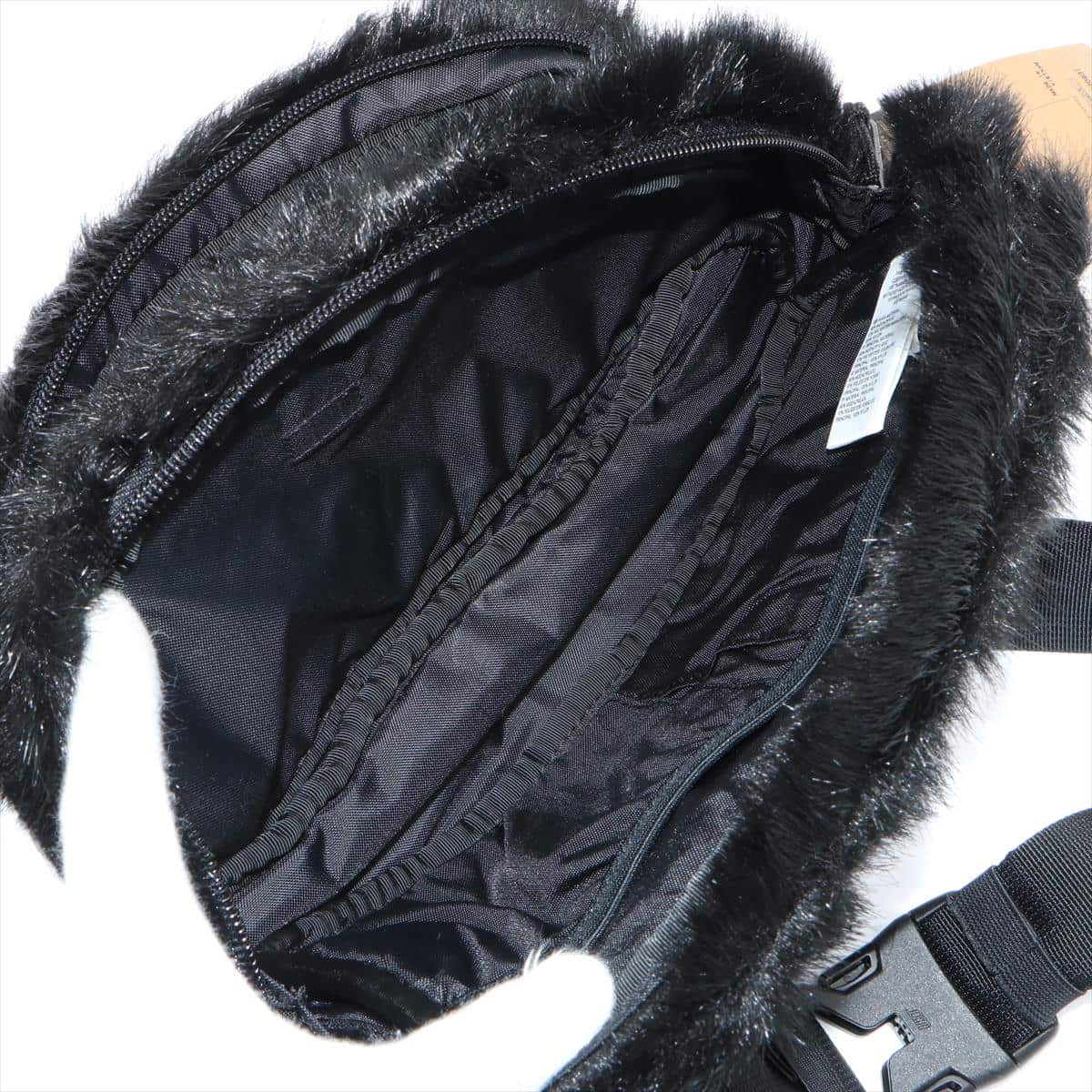 SUPREME × THE NORTH FACE Fur Sling backpack Black 2020AW There is a slight perfume smell