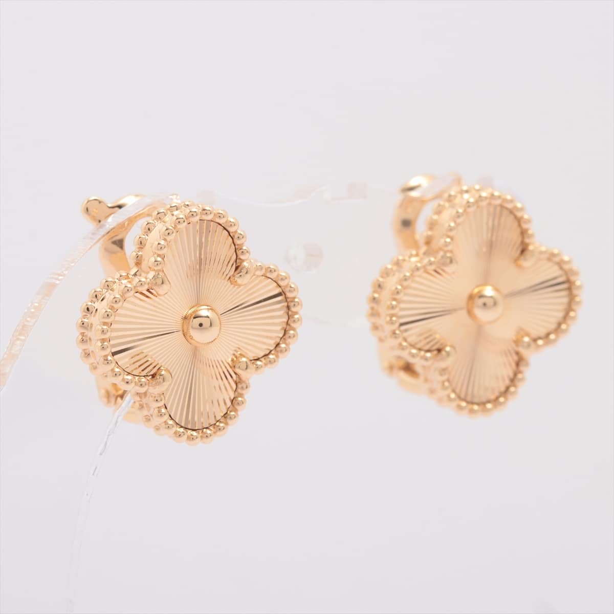 Van Cleef & Arpels Vintage Alhambra Guilloche Piercing jewelry 750(YG) 9.8g