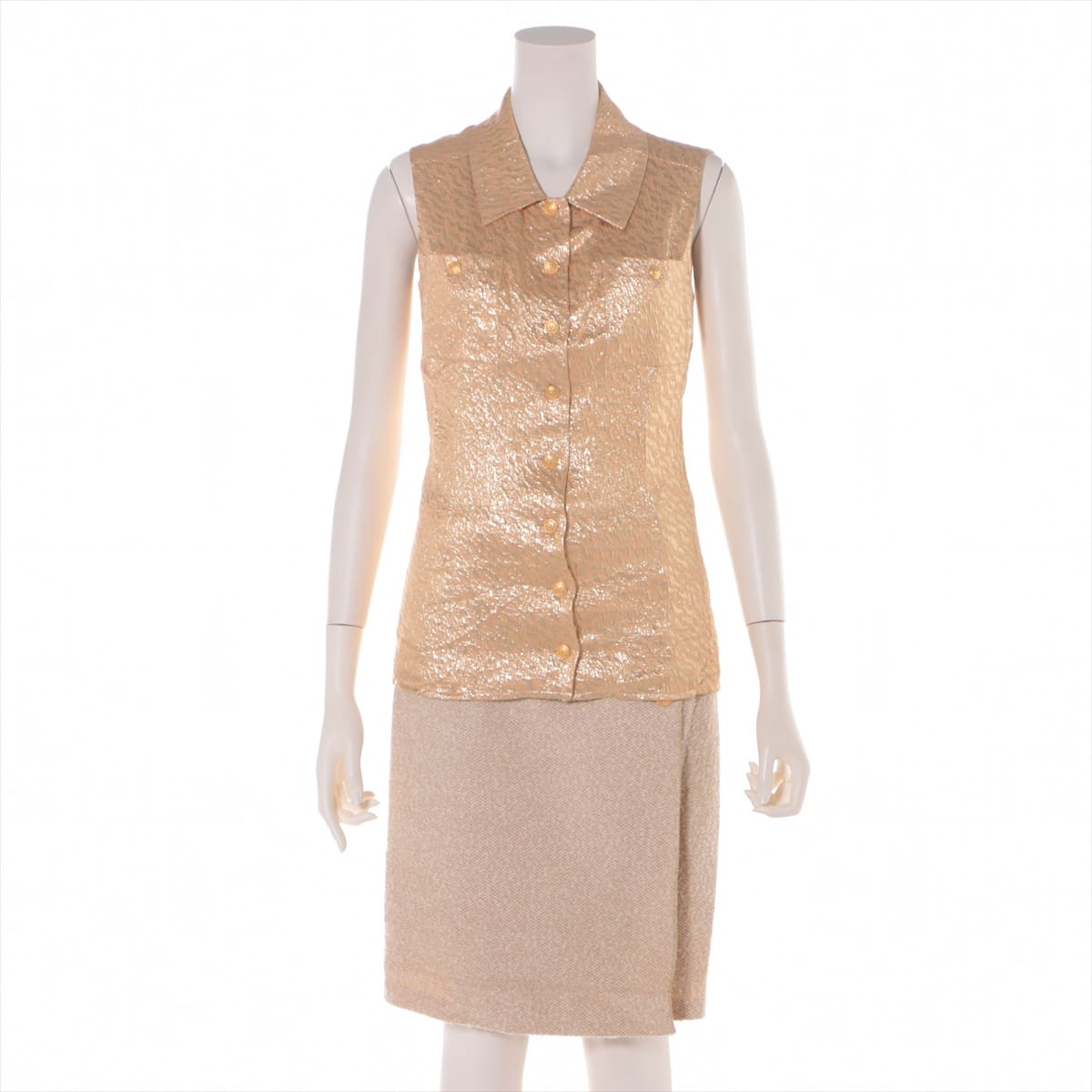 Chanel Coco Mark 96A Wool & mohair Setup 34 Ladies' Beige x gold  Camellia button 3 pieces