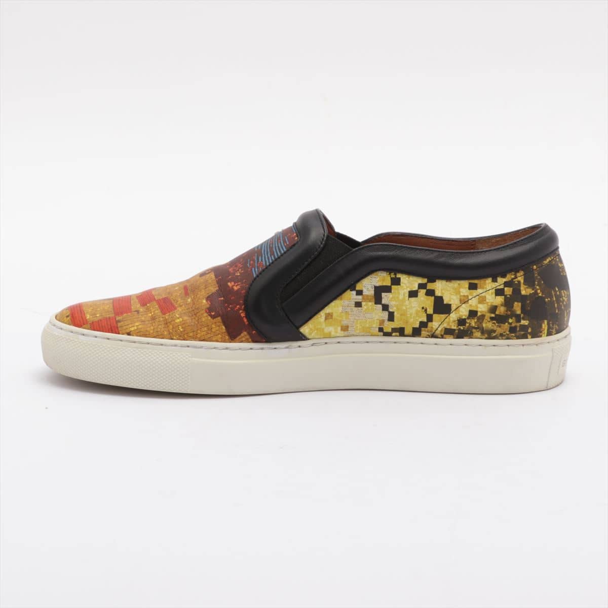Givenchy Leather Slip-on 36 Ladies' Yellow Is there a footprint of a cigarette