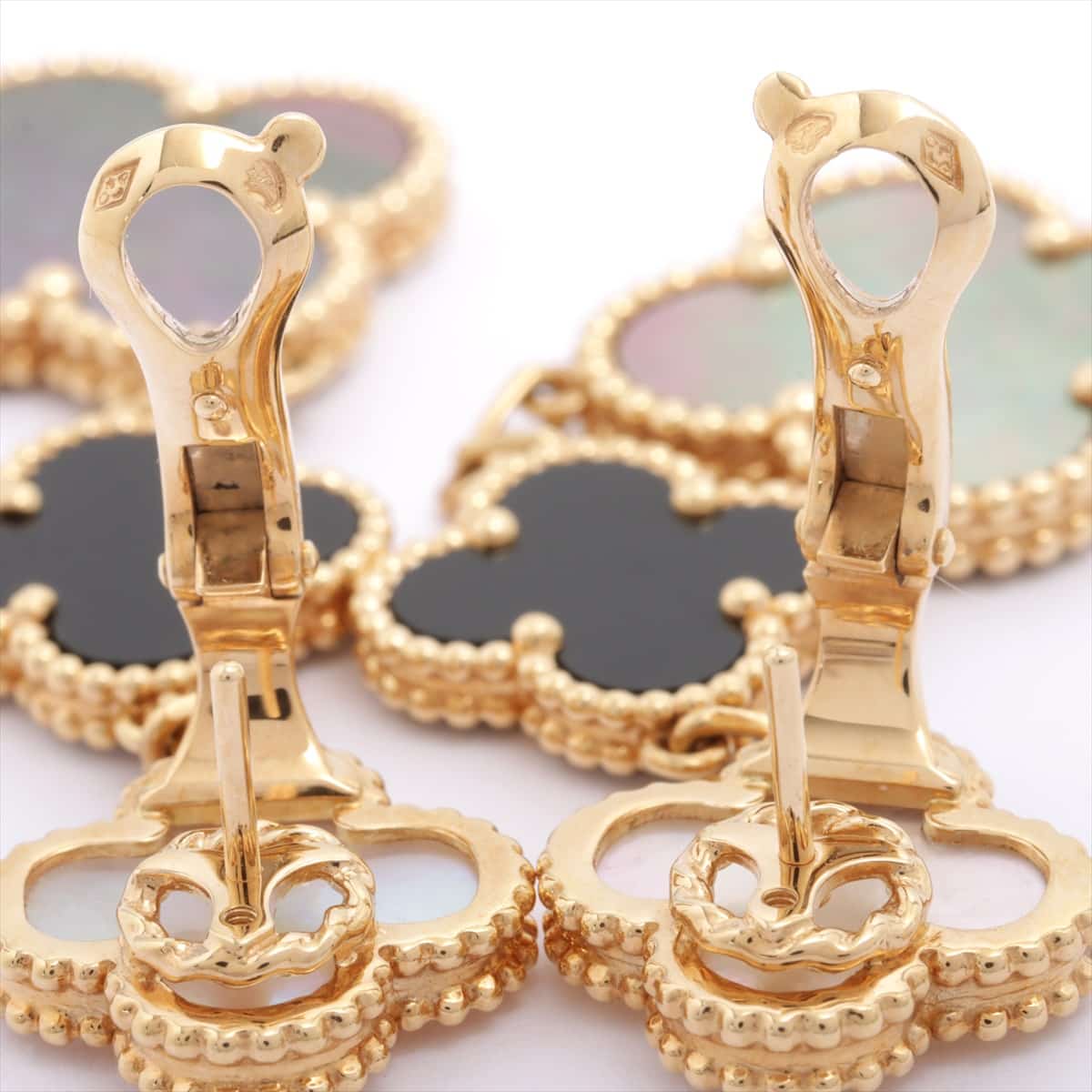 Van Cleef & Arpels Magic Alhambra shells Onyx Piercing jewelry 750YG 19.1g