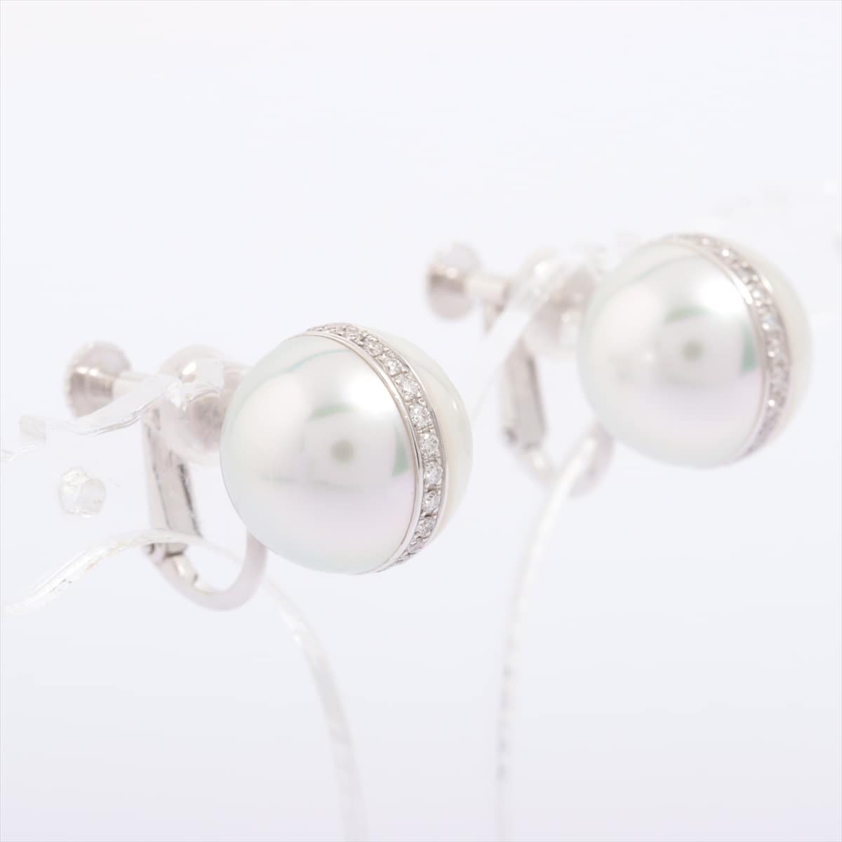 TASAKI Balance Pearl diamond Earings 750(WG) Total 8.4g 0.10 0.10